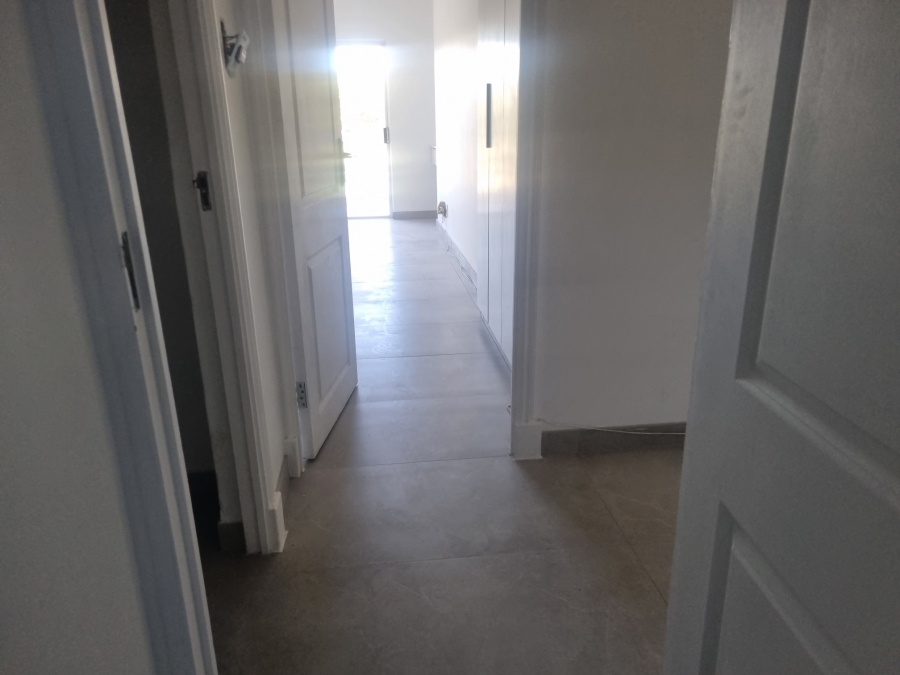 To Let 2 Bedroom Property for Rent in Umhlanga Ridge KwaZulu-Natal