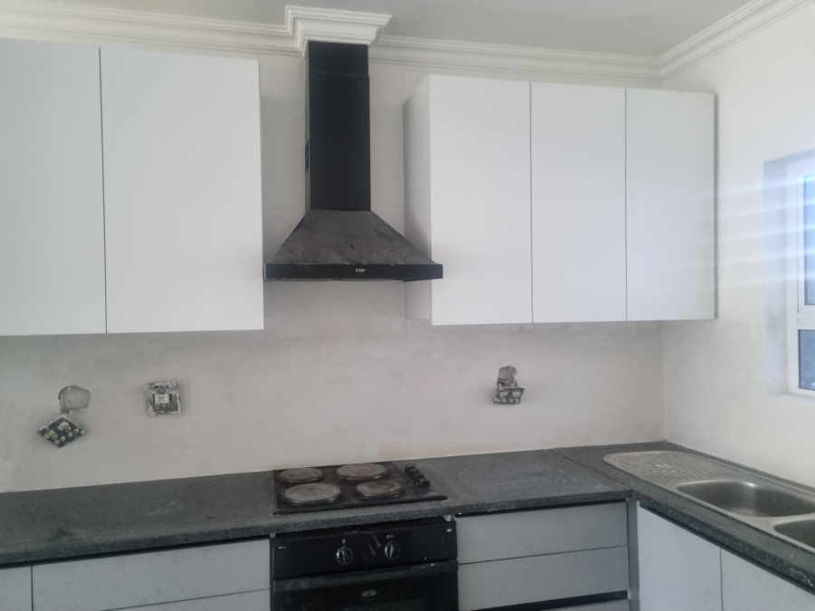 To Let 2 Bedroom Property for Rent in Umhlanga Ridge KwaZulu-Natal