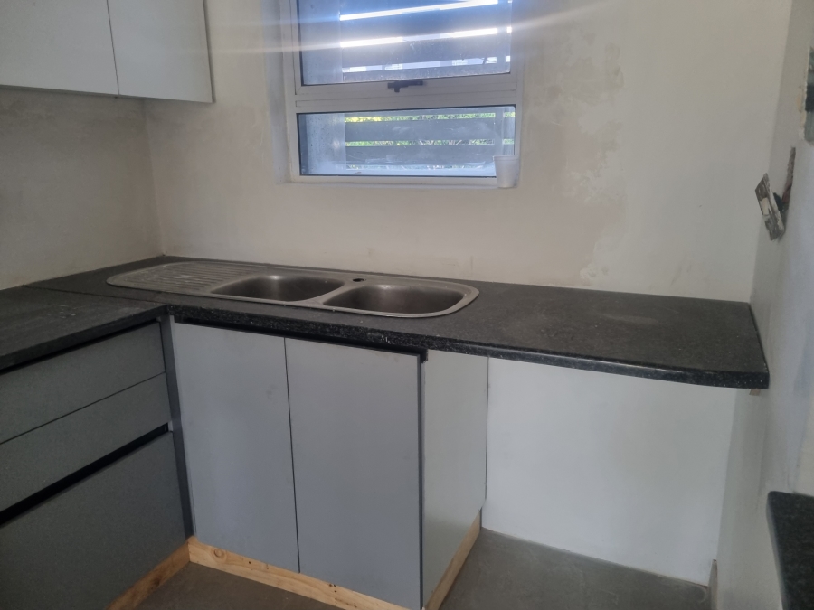 To Let 2 Bedroom Property for Rent in Umhlanga Ridge KwaZulu-Natal
