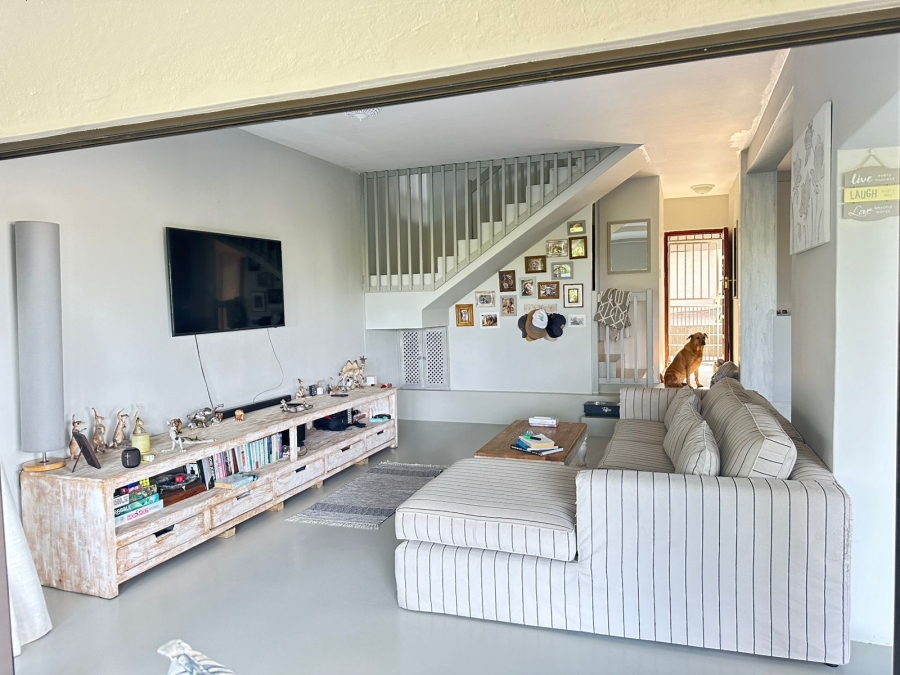 3 Bedroom Property for Sale in Westbrook KwaZulu-Natal
