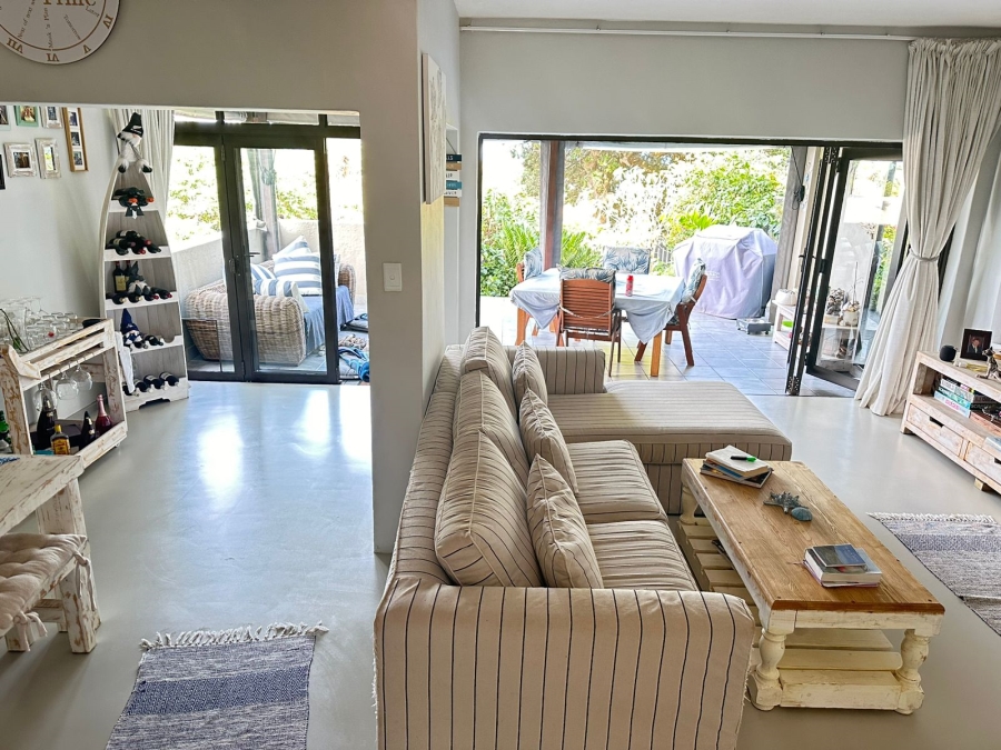 3 Bedroom Property for Sale in Westbrook KwaZulu-Natal