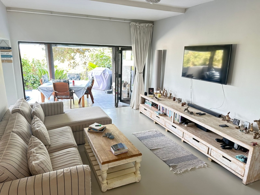 3 Bedroom Property for Sale in Westbrook KwaZulu-Natal