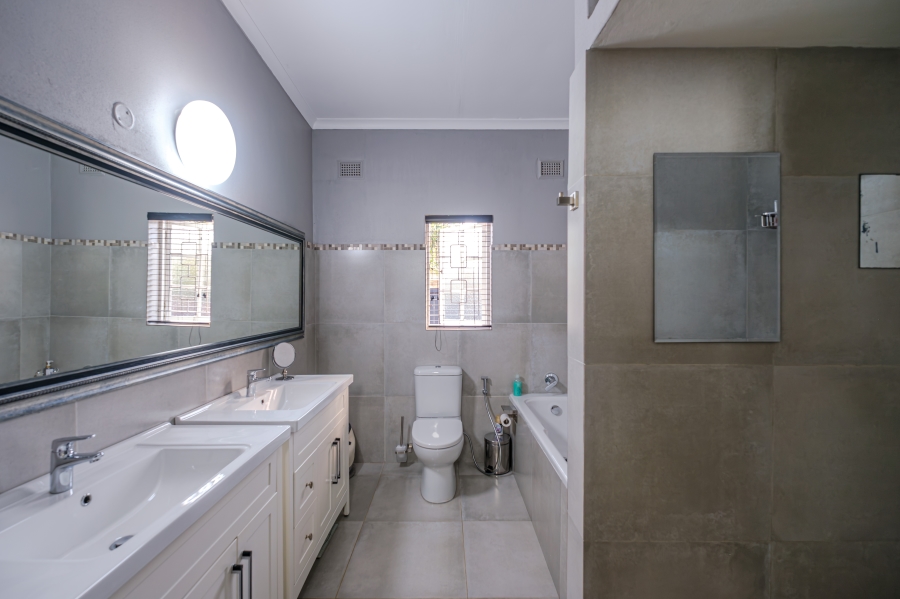 3 Bedroom Property for Sale in Durban North KwaZulu-Natal