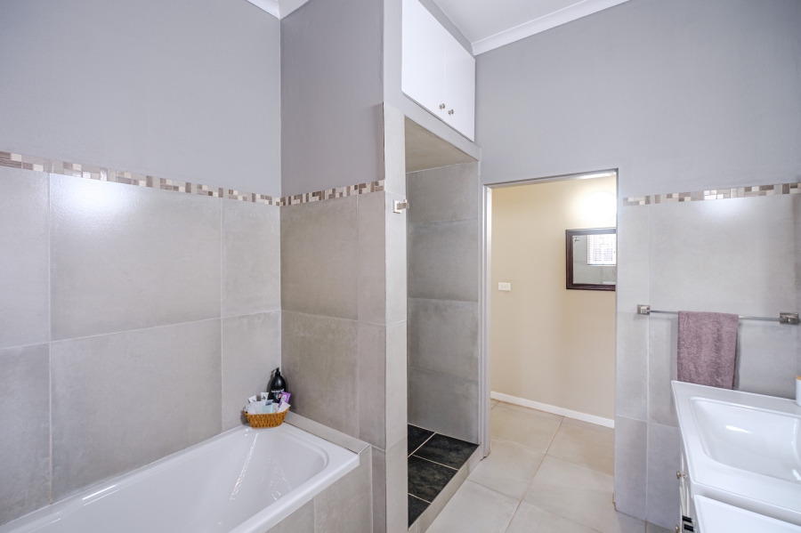3 Bedroom Property for Sale in Durban North KwaZulu-Natal
