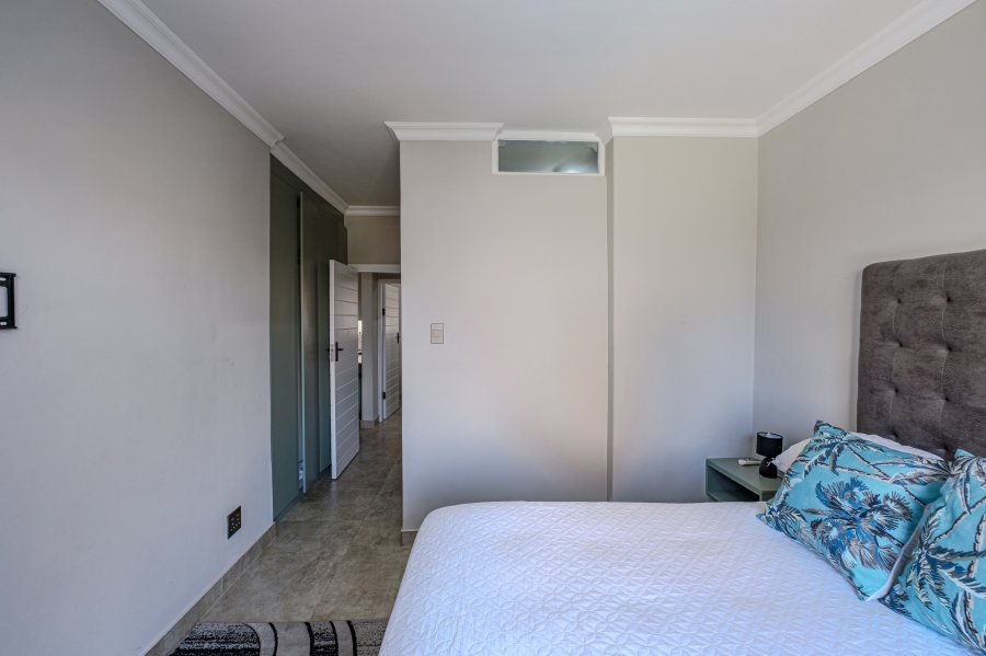 2 Bedroom Property for Sale in Umhlanga KwaZulu-Natal