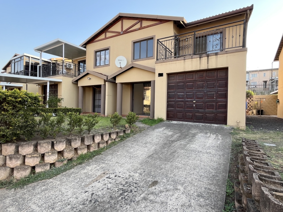 3 Bedroom Property for Sale in Northcroft KwaZulu-Natal