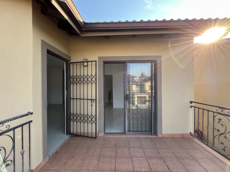 3 Bedroom Property for Sale in Northcroft KwaZulu-Natal