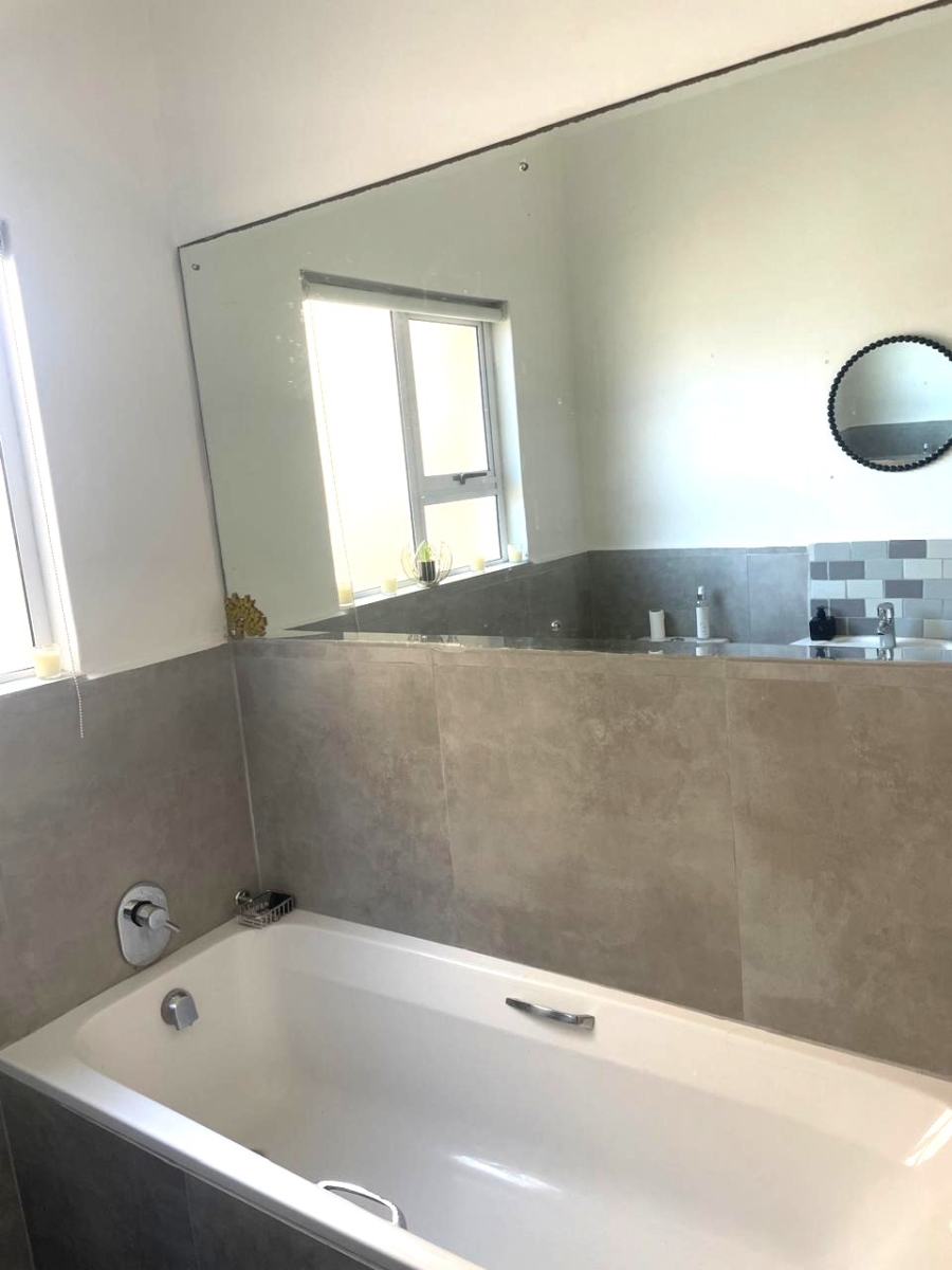2 Bedroom Property for Sale in Manor Estates KwaZulu-Natal