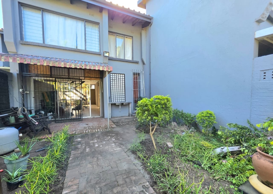 3 Bedroom Property for Sale in Meer En See KwaZulu-Natal