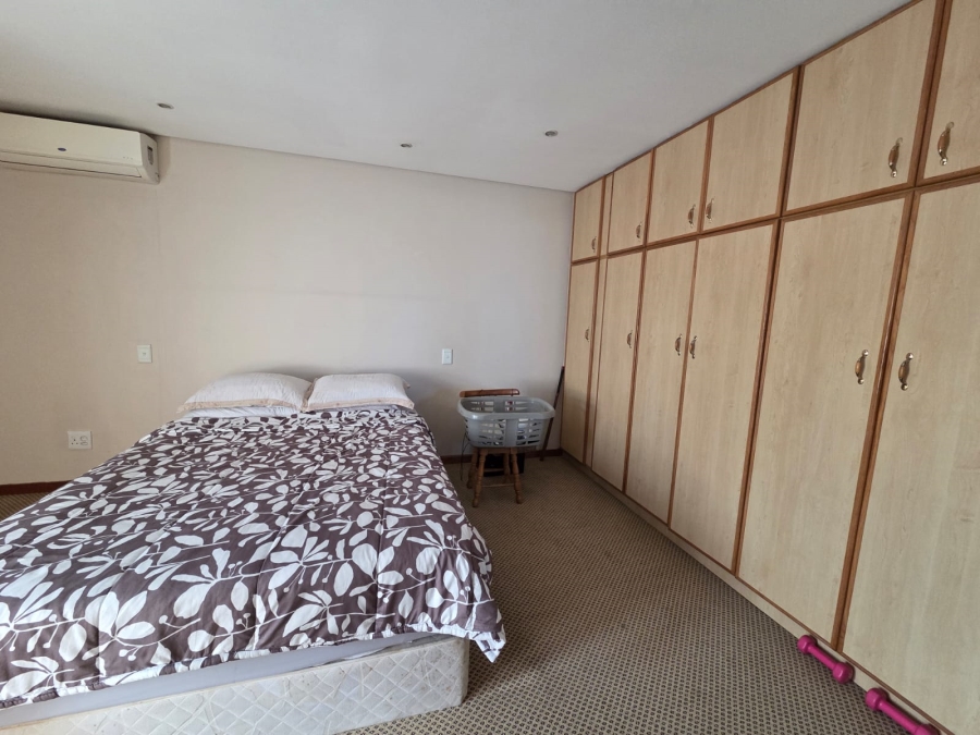 5 Bedroom Property for Sale in Merewent KwaZulu-Natal