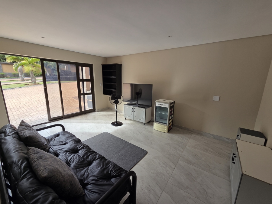 To Let 3 Bedroom Property for Rent in Bluff KwaZulu-Natal