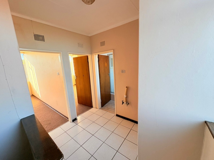 To Let 2 Bedroom Property for Rent in Huttenheights KwaZulu-Natal