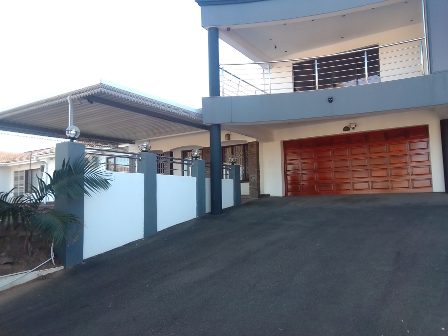 6 Bedroom Property for Sale in Malvern KwaZulu-Natal