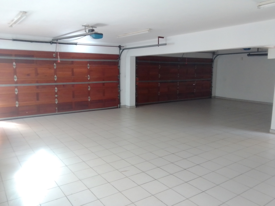 6 Bedroom Property for Sale in Malvern KwaZulu-Natal