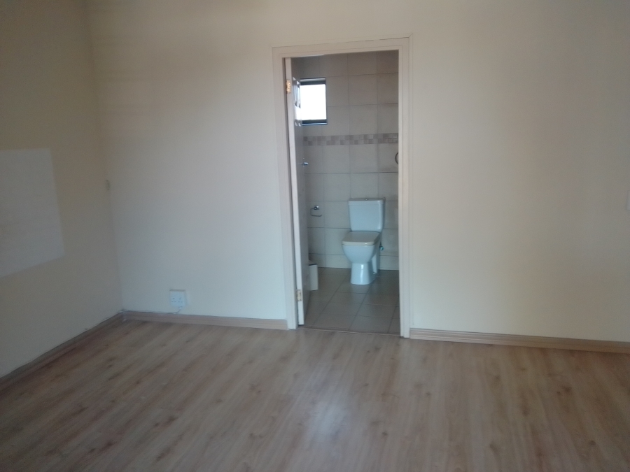 6 Bedroom Property for Sale in Malvern KwaZulu-Natal