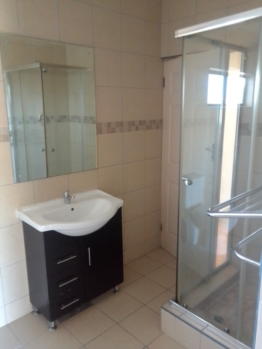 6 Bedroom Property for Sale in Malvern KwaZulu-Natal