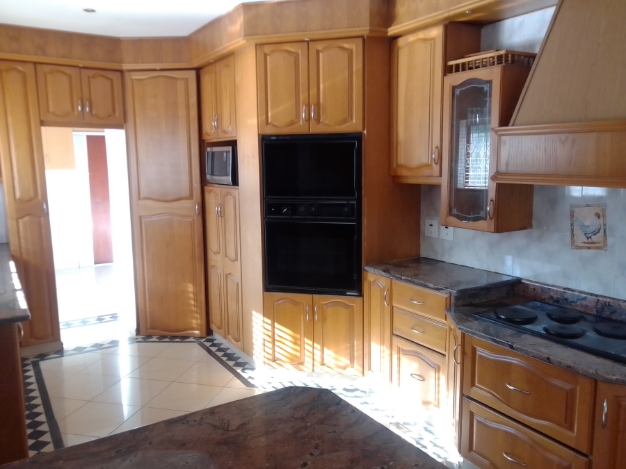 6 Bedroom Property for Sale in Malvern KwaZulu-Natal