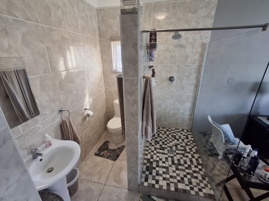 4 Bedroom Property for Sale in Ramsgate KwaZulu-Natal