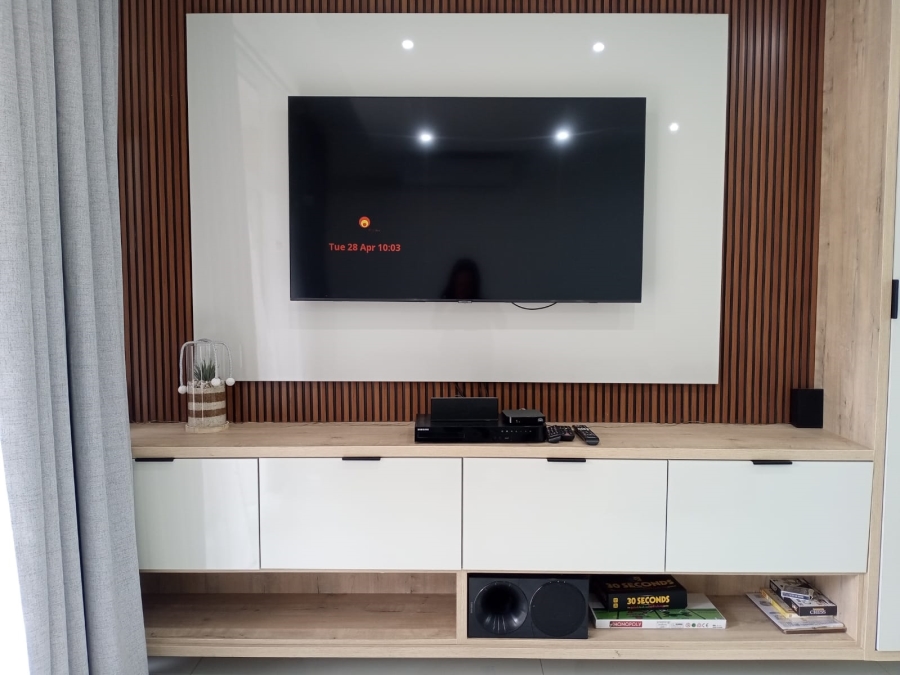 2 Bedroom Property for Sale in Westbrook KwaZulu-Natal