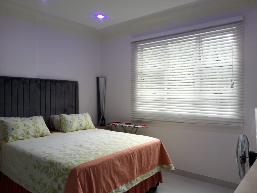 2 Bedroom Property for Sale in Westbrook KwaZulu-Natal