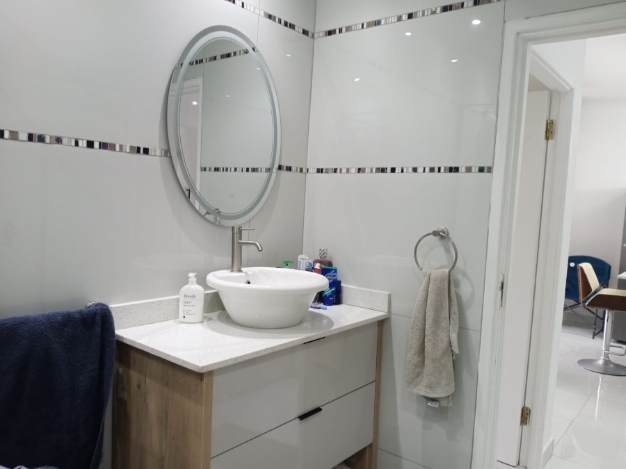 2 Bedroom Property for Sale in Westbrook KwaZulu-Natal