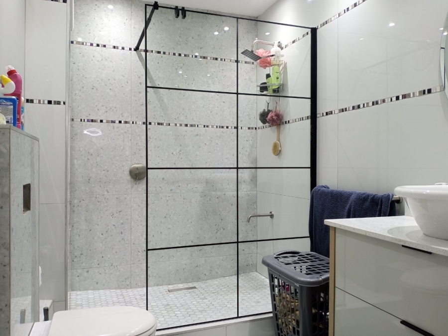 2 Bedroom Property for Sale in Westbrook KwaZulu-Natal