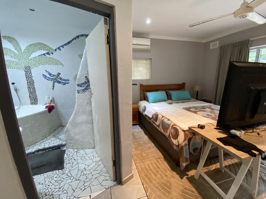 5 Bedroom Property for Sale in Westbrook KwaZulu-Natal
