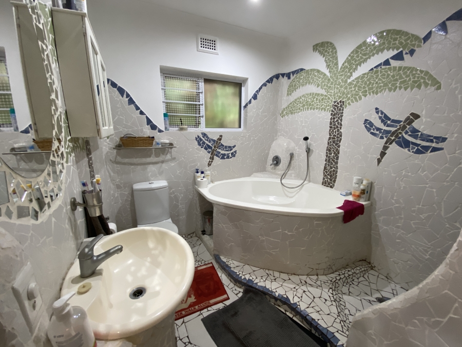 5 Bedroom Property for Sale in Westbrook KwaZulu-Natal