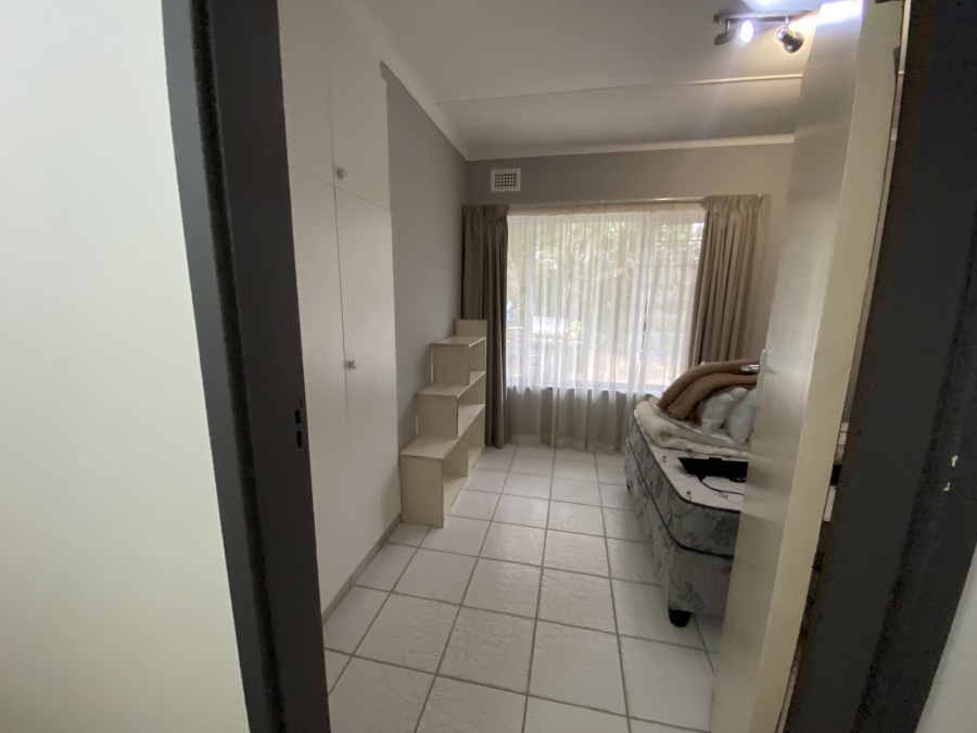 5 Bedroom Property for Sale in Westbrook KwaZulu-Natal