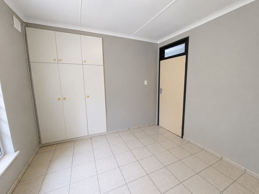 5 Bedroom Property for Sale in Westbrook KwaZulu-Natal
