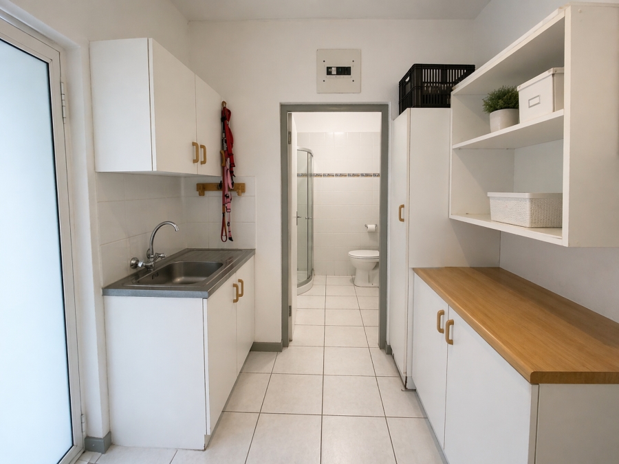 5 Bedroom Property for Sale in Westbrook KwaZulu-Natal