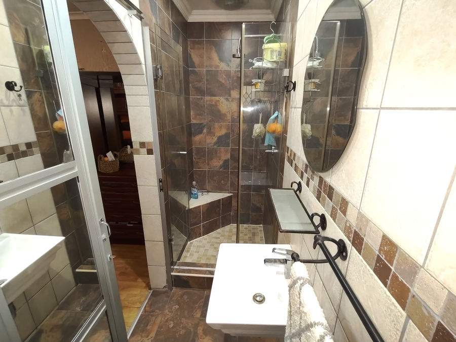 4 Bedroom Property for Sale in Moseley Park KwaZulu-Natal
