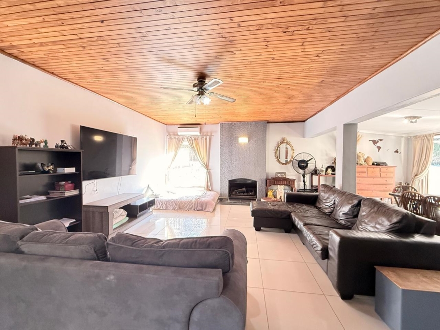 4 Bedroom Property for Sale in Huttenheights KwaZulu-Natal