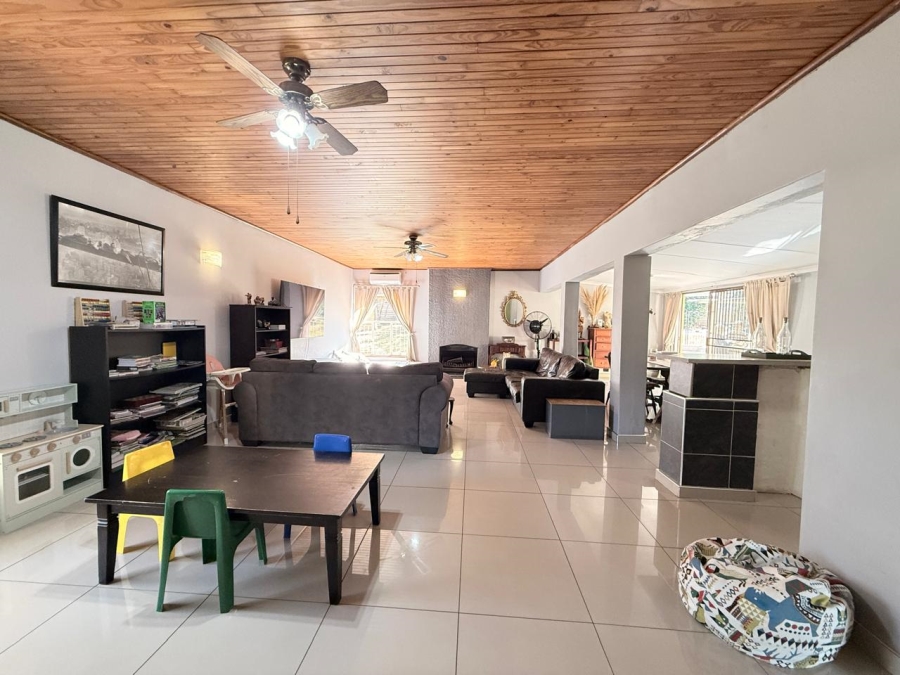 4 Bedroom Property for Sale in Huttenheights KwaZulu-Natal