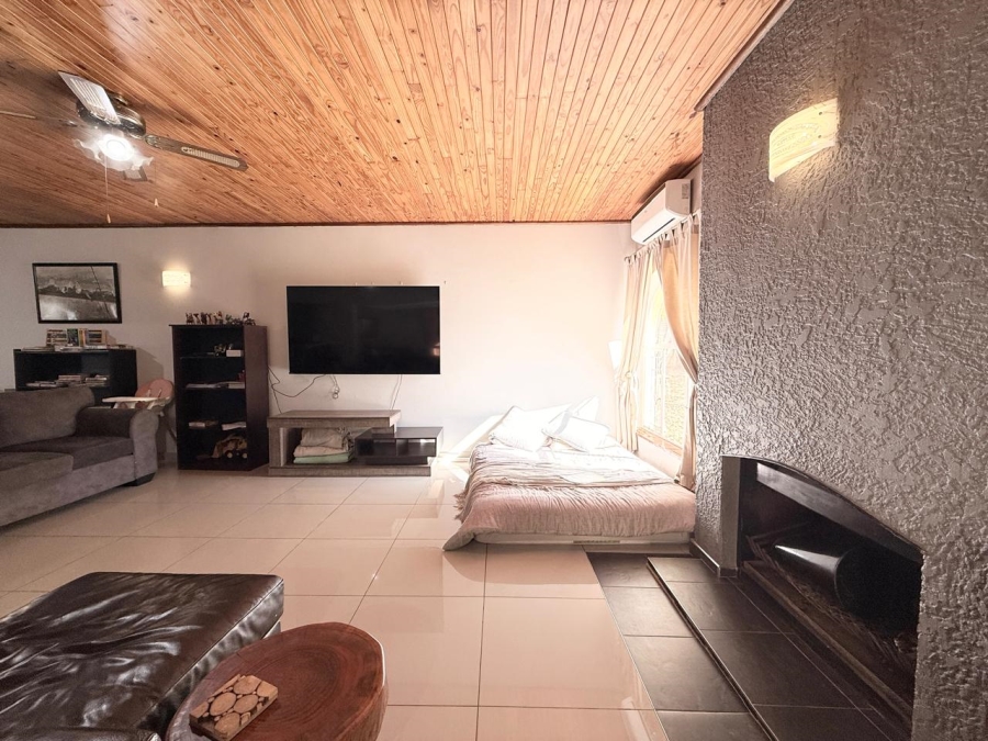 4 Bedroom Property for Sale in Huttenheights KwaZulu-Natal