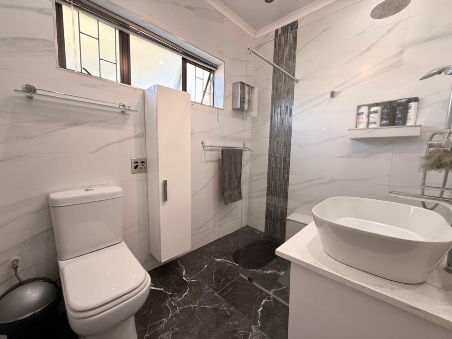 4 Bedroom Property for Sale in Huttenheights KwaZulu-Natal