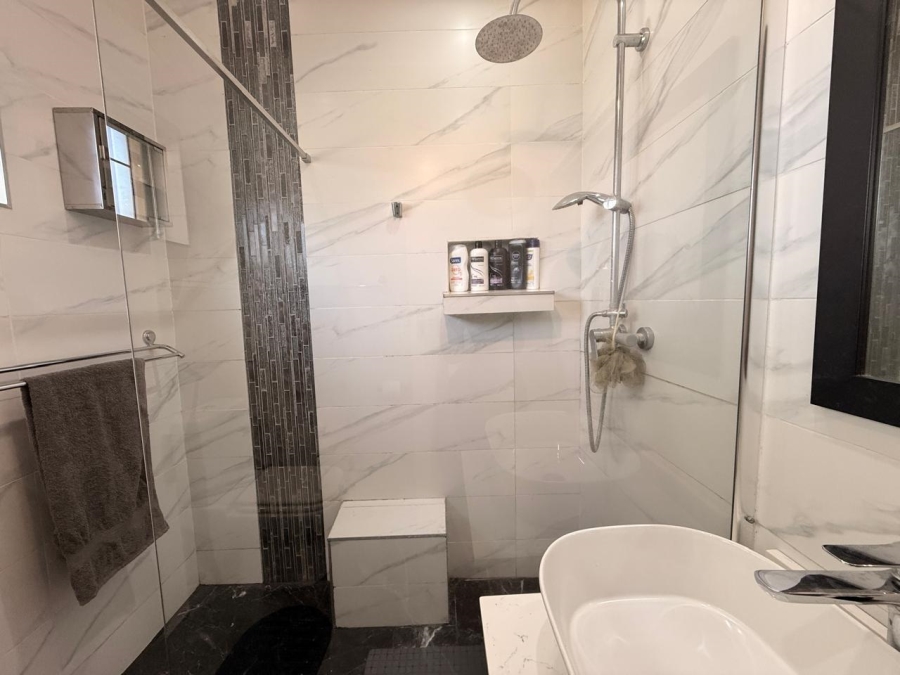 4 Bedroom Property for Sale in Huttenheights KwaZulu-Natal