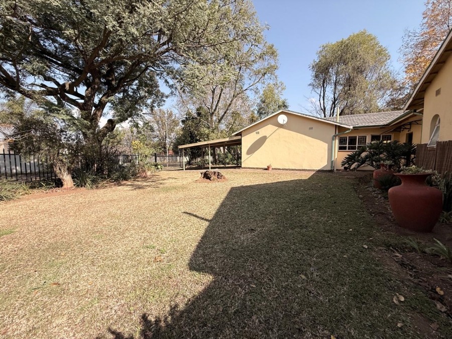 4 Bedroom Property for Sale in Huttenheights KwaZulu-Natal