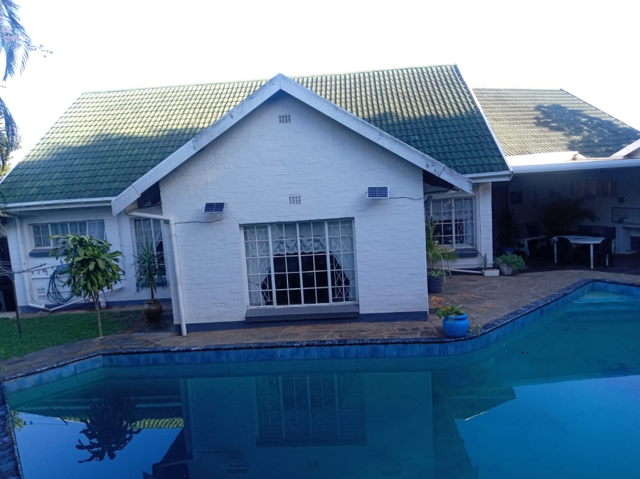 4 Bedroom Property for Sale in St Winifreds KwaZulu-Natal