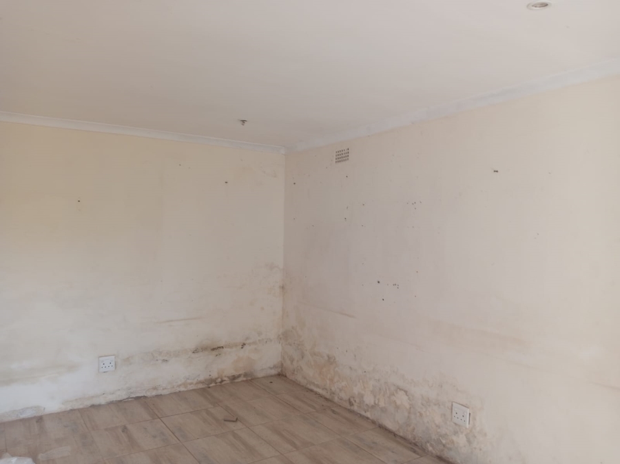 2 Bedroom Property for Sale in Warner Beach KwaZulu-Natal
