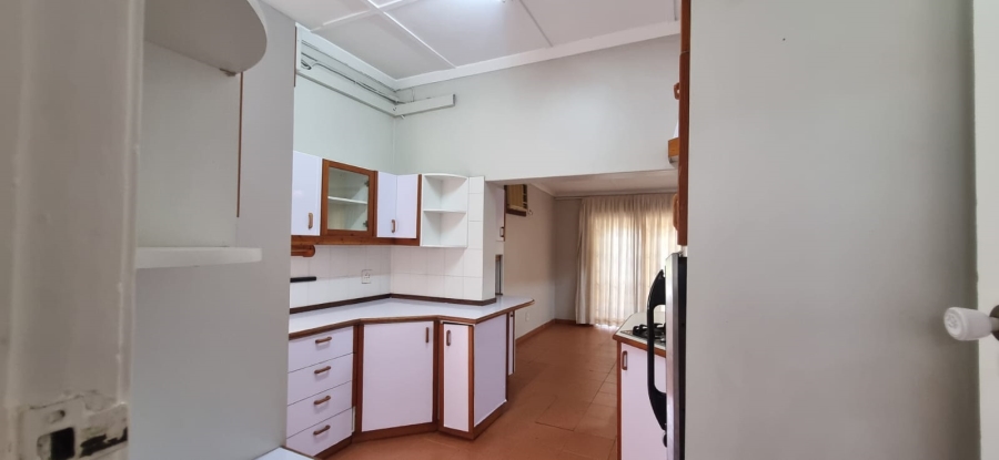 To Let 5 Bedroom Property for Rent in Glenwood KwaZulu-Natal