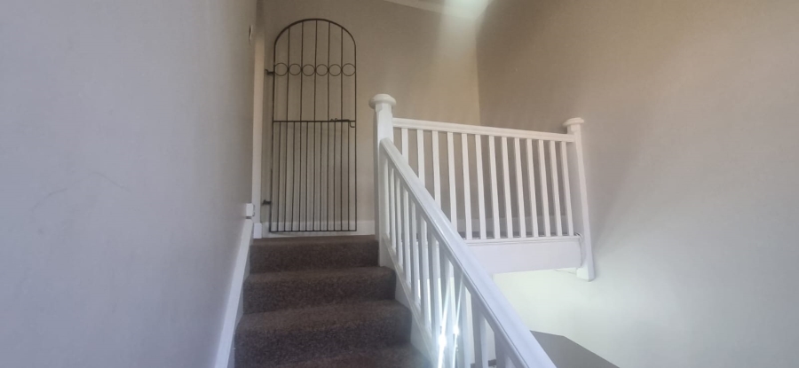 To Let 5 Bedroom Property for Rent in Glenwood KwaZulu-Natal