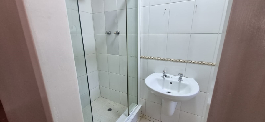 To Let 5 Bedroom Property for Rent in Glenwood KwaZulu-Natal