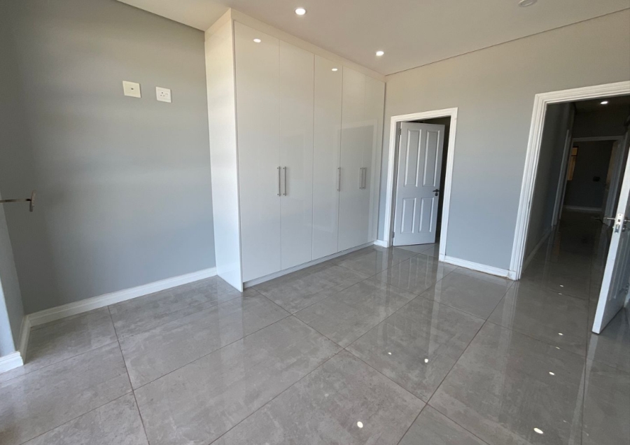 3 Bedroom Property for Sale in Westbrook KwaZulu-Natal