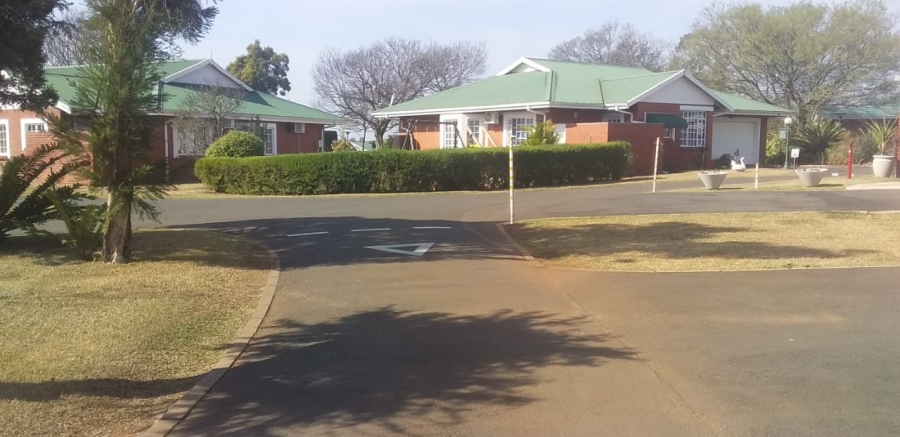 To Let 2 Bedroom Property for Rent in Lincoln Meade KwaZulu-Natal