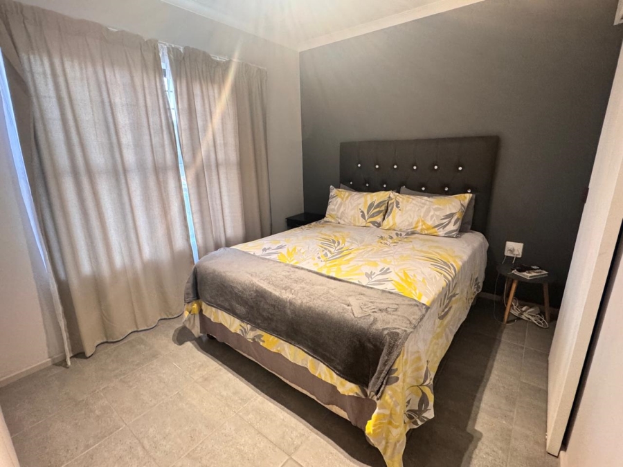 2 Bedroom Property for Sale in Umbogintwini KwaZulu-Natal