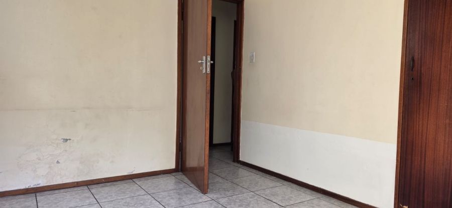 To Let 3 Bedroom Property for Rent in Amanzimtoti KwaZulu-Natal