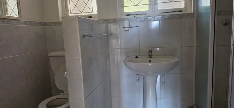 To Let 3 Bedroom Property for Rent in Amanzimtoti KwaZulu-Natal
