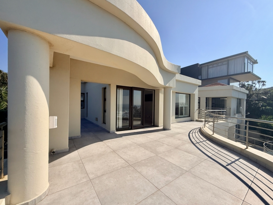 6 Bedroom Property for Sale in Sheffield Beach KwaZulu-Natal
