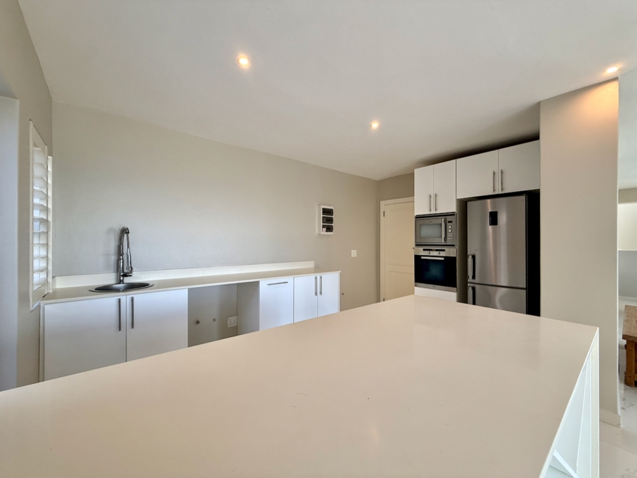 6 Bedroom Property for Sale in Sheffield Beach KwaZulu-Natal